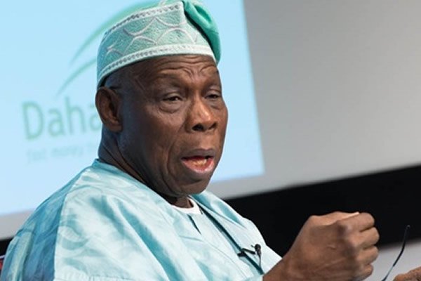 Olusegun-Obasanjo, federalism