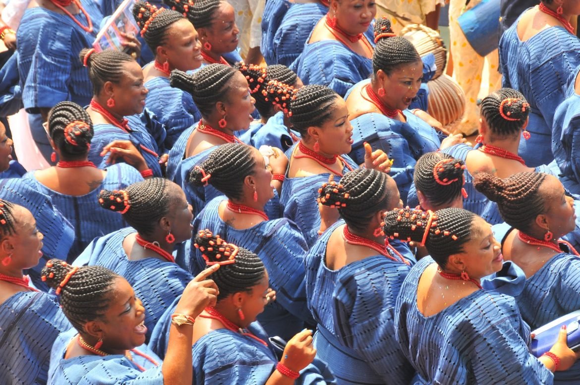 Egbe Gbobaniyi Obinrin Oloori